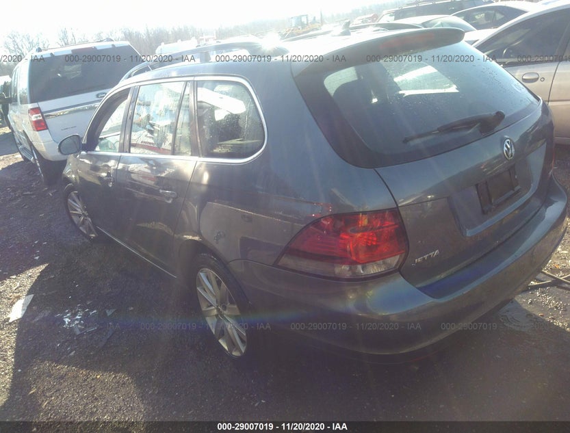 3VWPL7AJ8CM661960