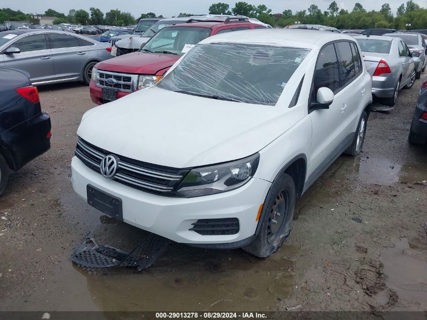 2017 Volkswagen Tiguan 2.0T/2.0T S VIN: WVGAV7AX2HK044684 Lot: 29013278