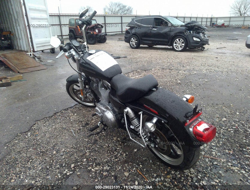 1HD4CR211JC430704