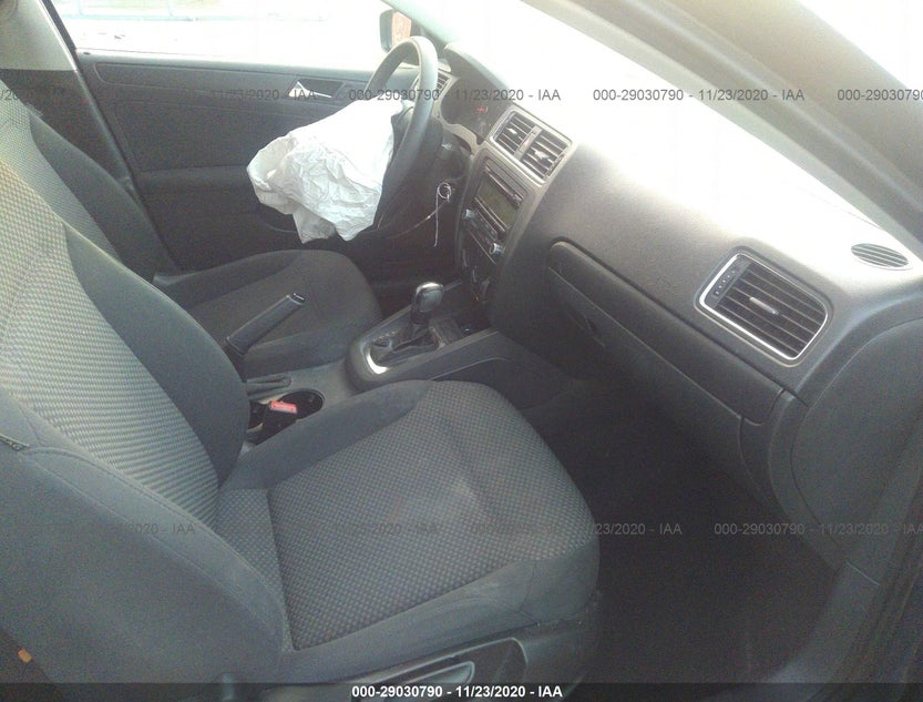 3VW2K7AJ8BM091633