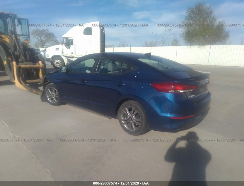 5NPD84LF2HH120656