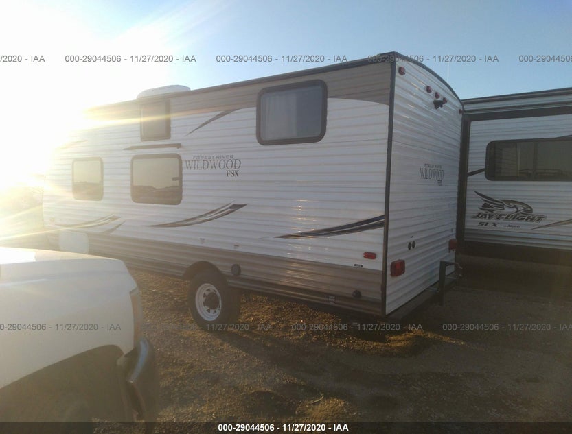 4X4TWDV12H7356614