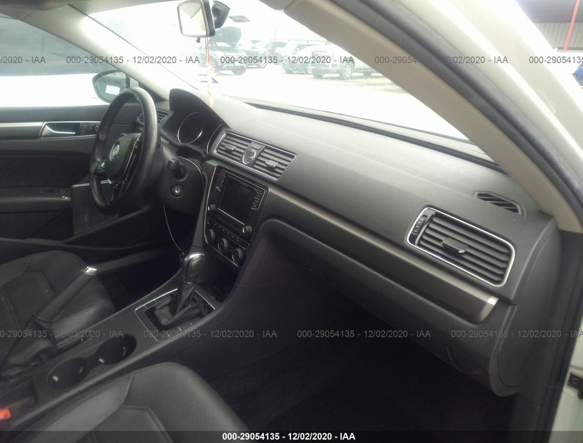 1VWDT7A31HC051590