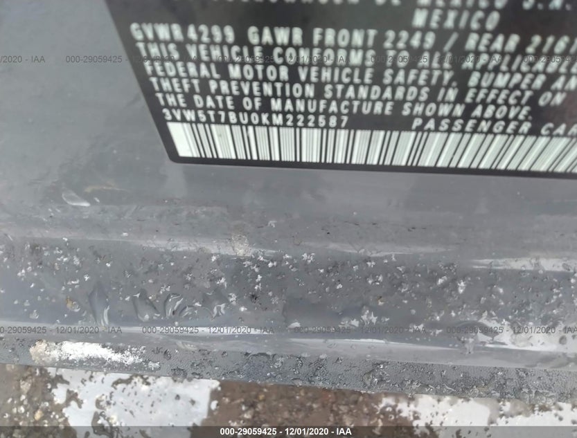 3VW5T7BU0KM222587
