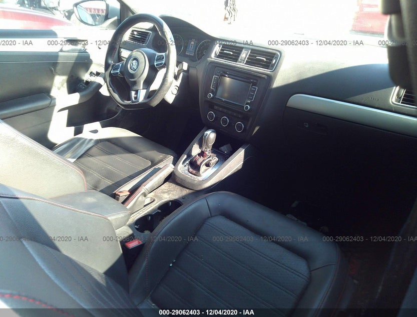 3VW4S7AJ8EM213887