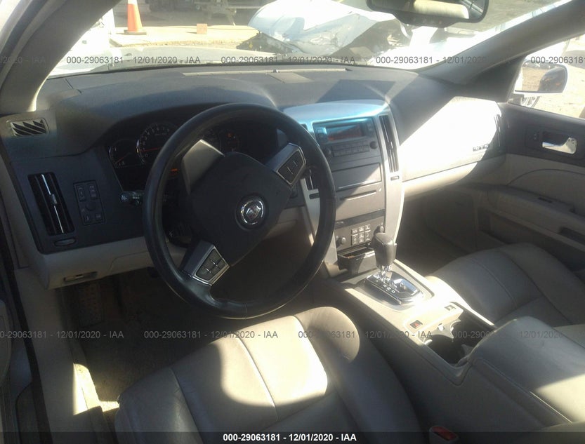 1G6DW67V890136378