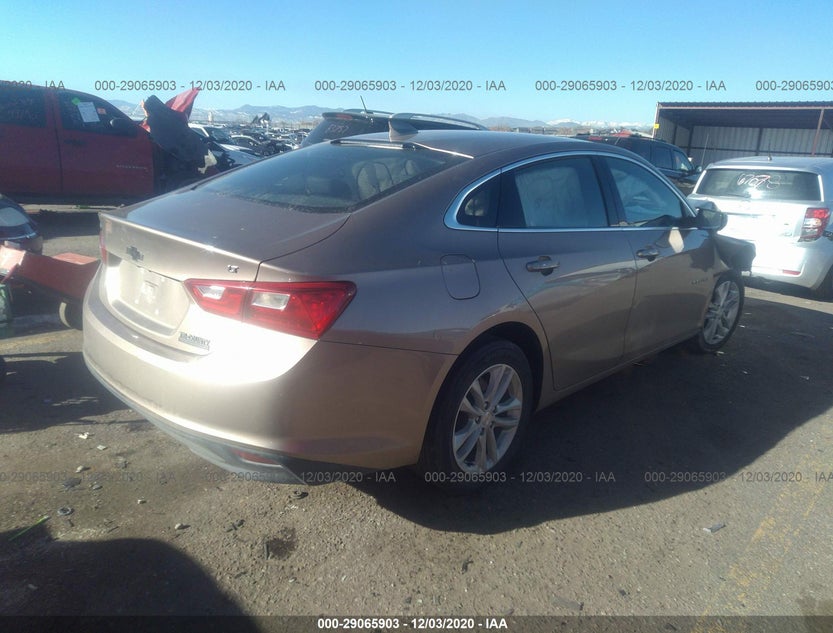 1G1ZD5ST4JF183572