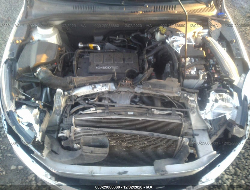 1G1PE5SB9G7128758