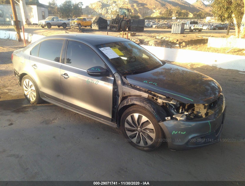 3VW637AJXDM232672