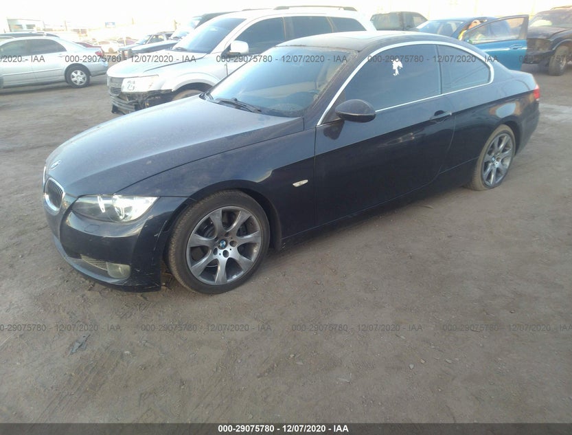 WBAWB735X7P036040
