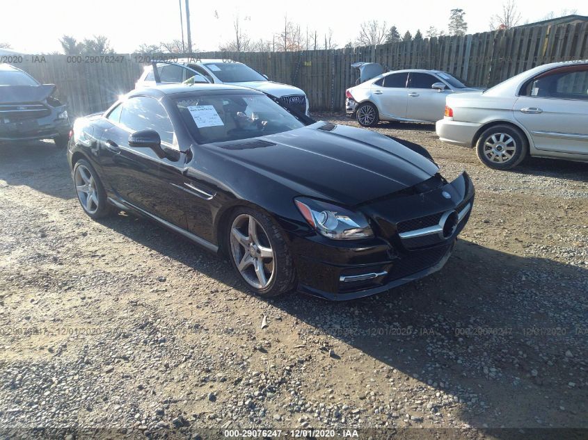 VIN WDDPK4HA2EF089755 2014 Mercedes-Benz SLK-Class,... no.1