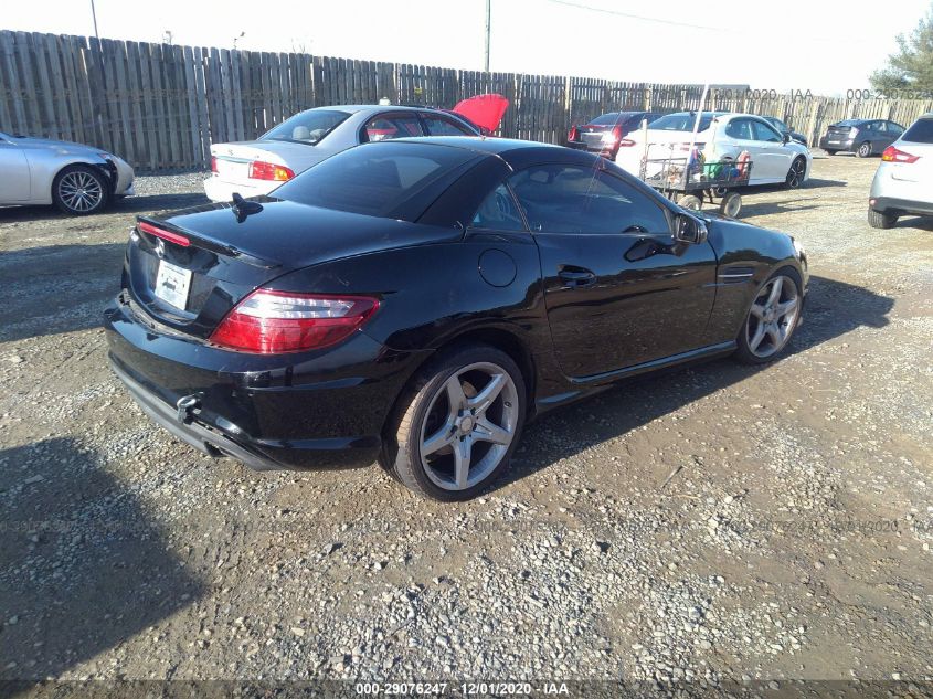 VIN WDDPK4HA2EF089755 2014 Mercedes-Benz SLK-Class,... no.4