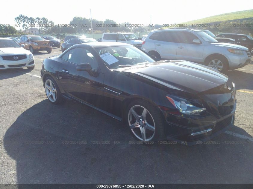 VIN WDDPK4HA8FF101294 2015 Mercedes-Benz SLK-Class,... no.1