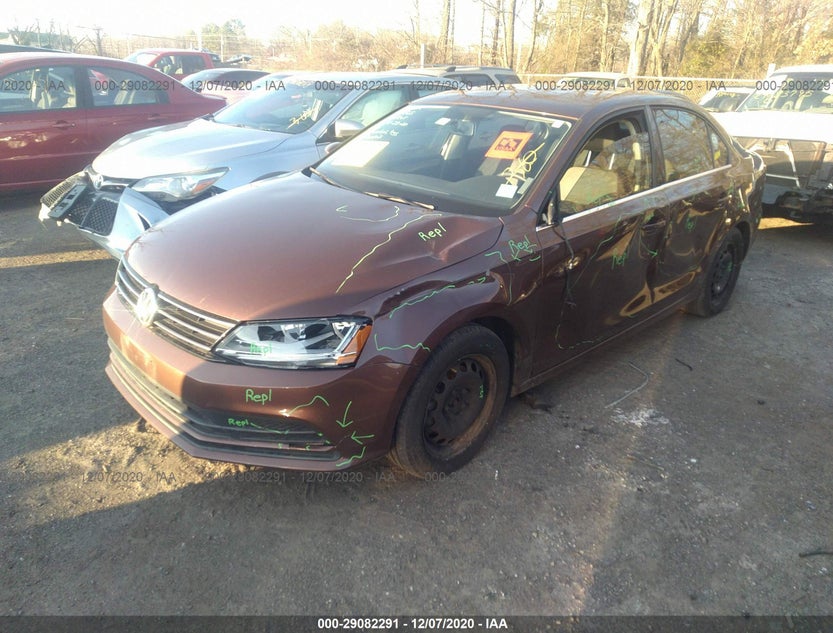 3VW2B7AJ2HM372092