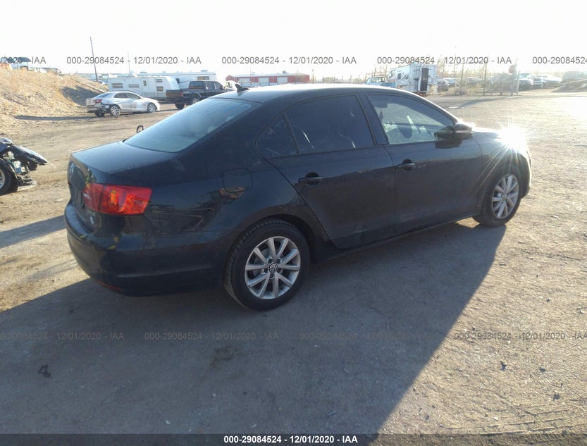 3VWDX7AJ9CM300941