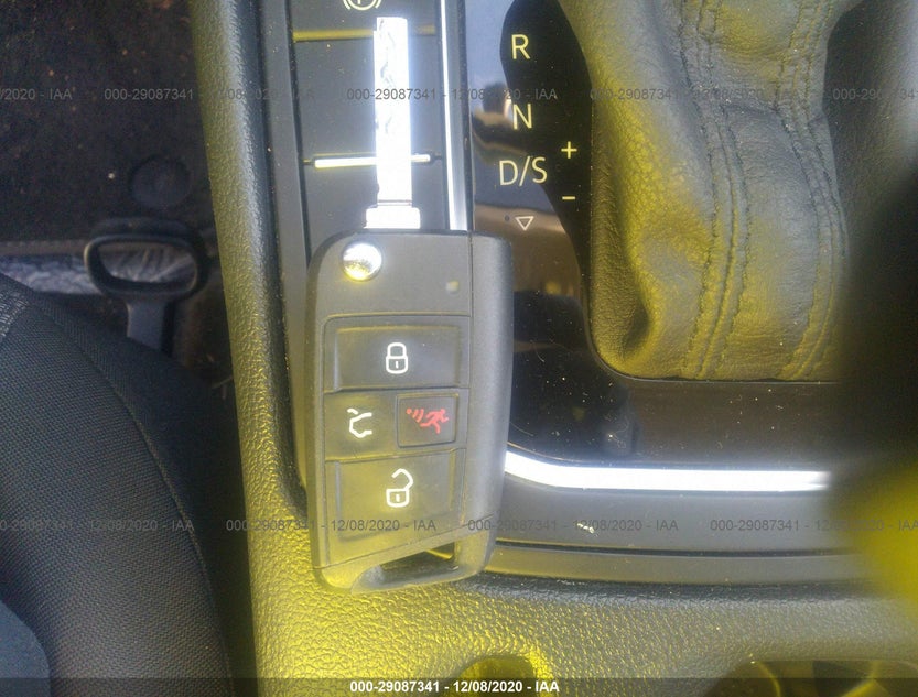 3VWC57BU8KM119922