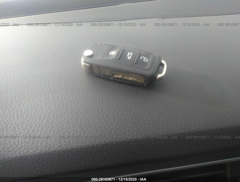 3VW5S7AJ7EM228465