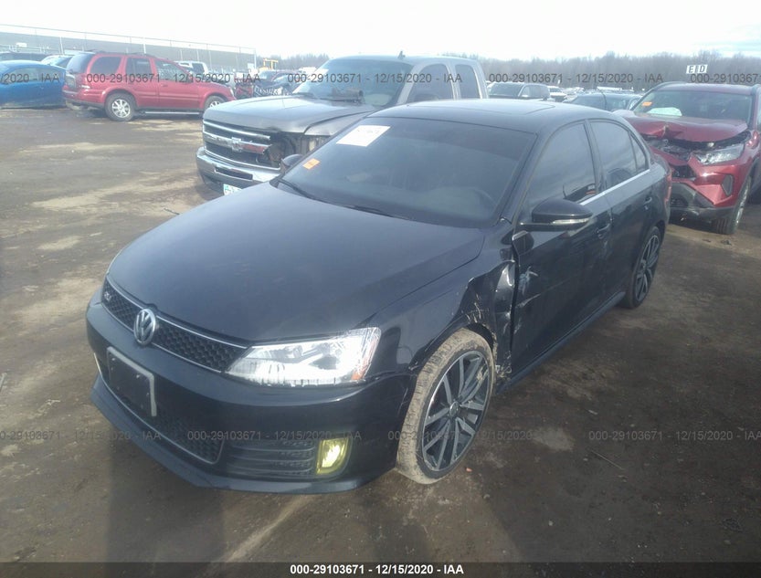 3VW5S7AJ7EM228465