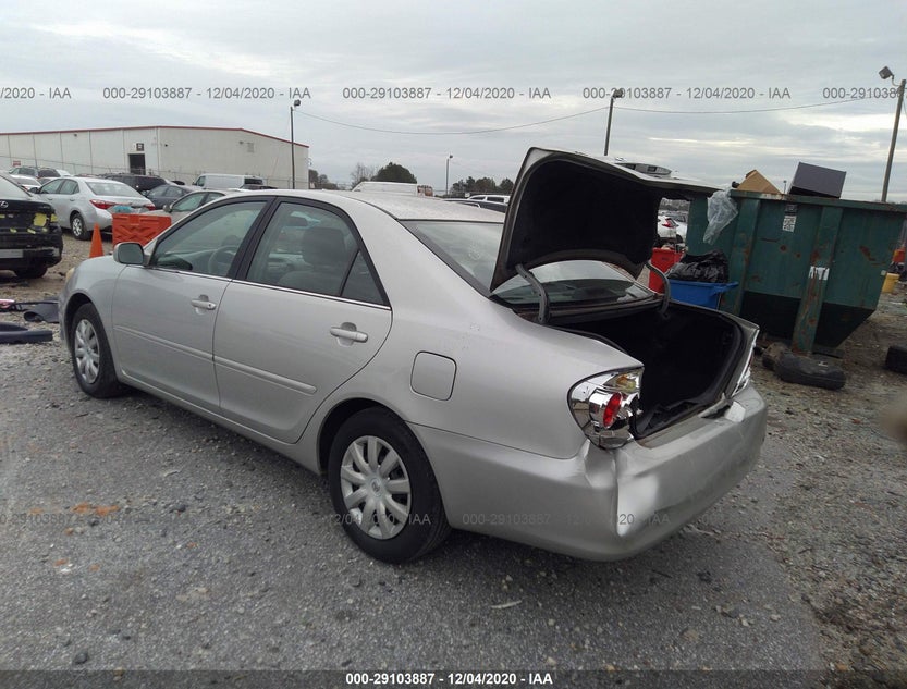 4T1BE32K86U700680