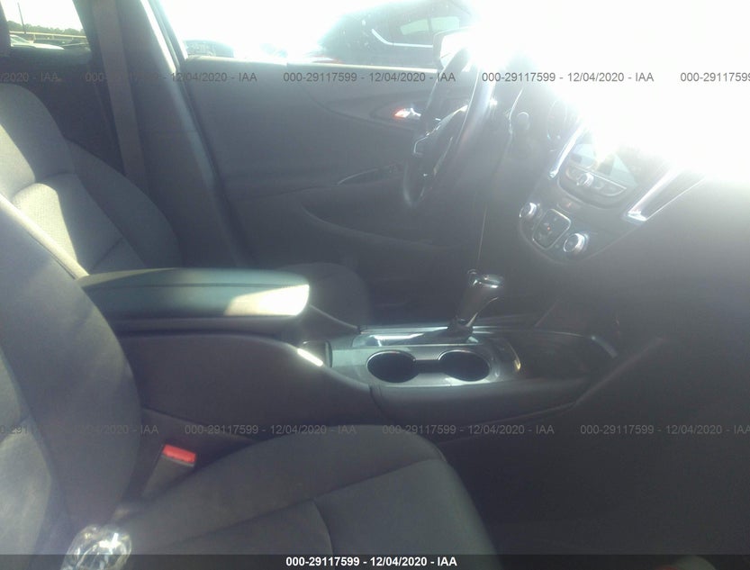 1G1ZD5ST2JF232199