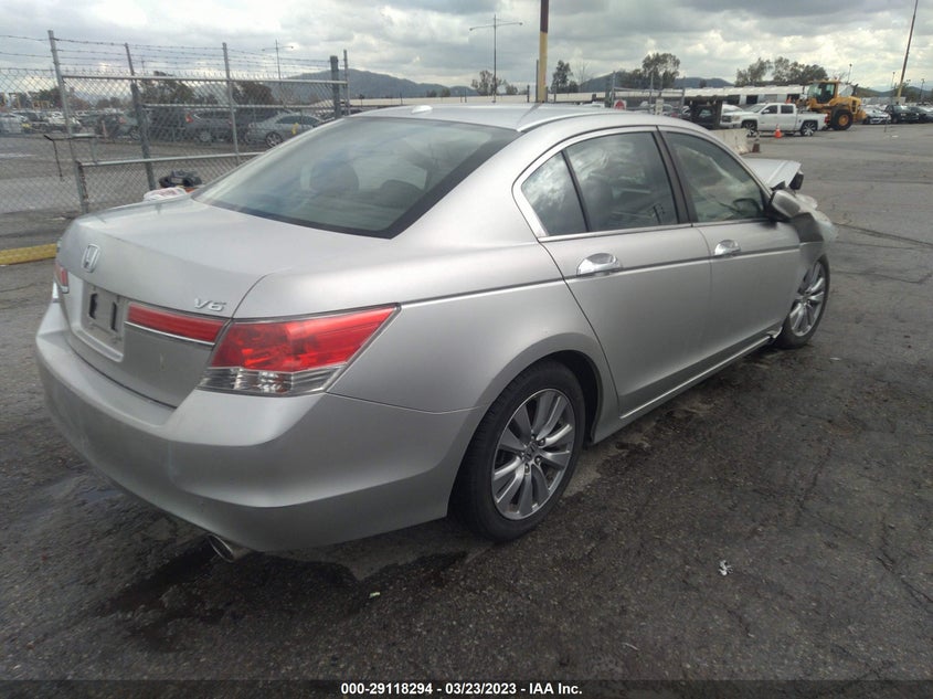 1HGCP3F83BA026744 2011 HONDA ACCORD photo no. 4