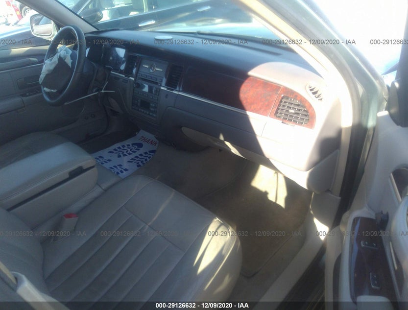 1LNHM81V66Y650652