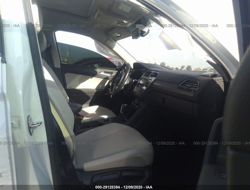 3VV2B7AX2KM110900