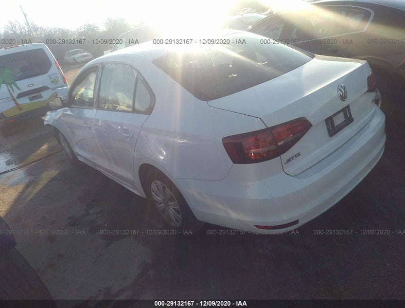 3VW167AJ3GM261775