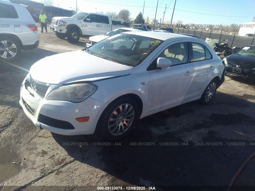 VIN JS2RE9A19D6100093 2013 Suzuki Kizashi, Base no.2