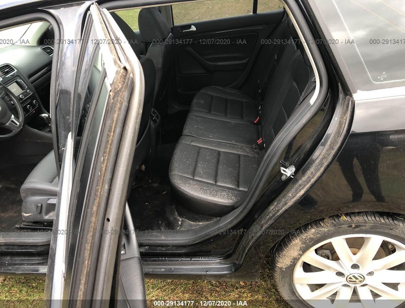 3VWPL7AJ2CM710764