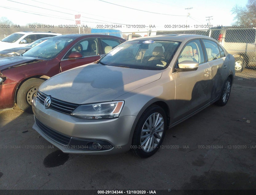 3VWLL7AJ9EM312906