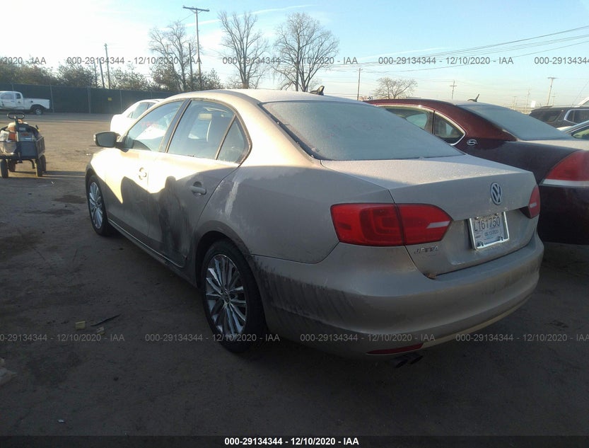 3VWLL7AJ9EM312906