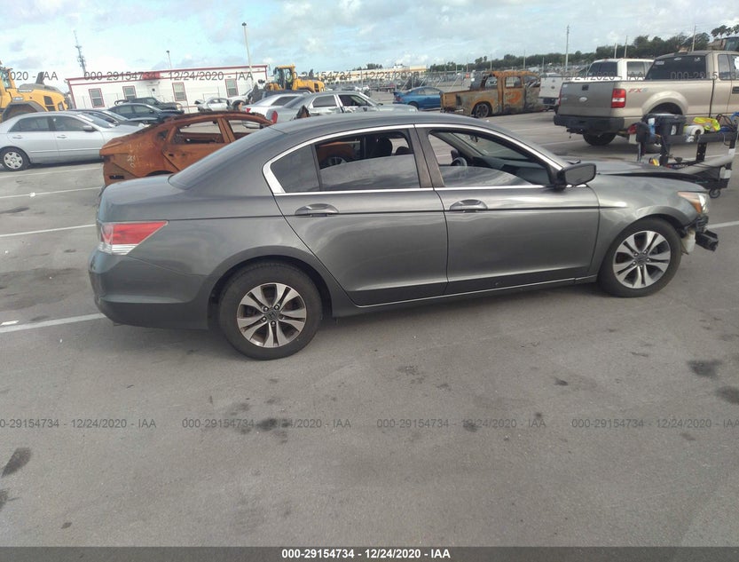 1HGCP2F30AA150578