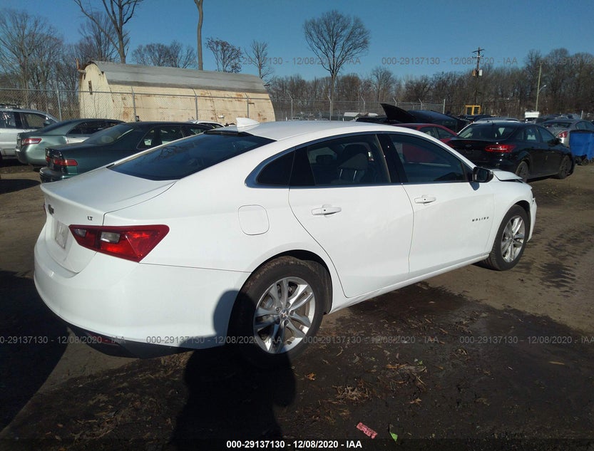 1G1ZD5ST2JF133639