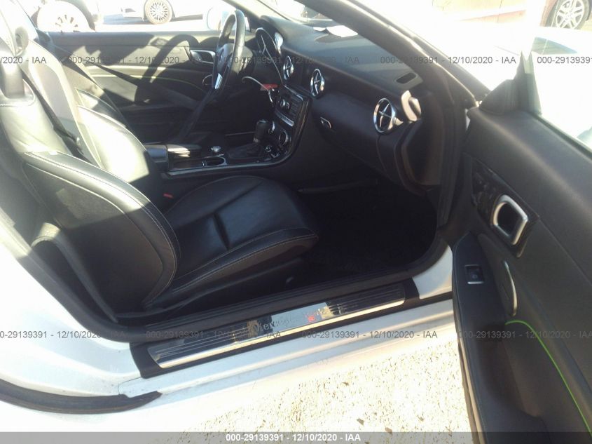 VIN WDDPK4HA6FF113752 2015 Mercedes-Benz SLK-Class,... no.5