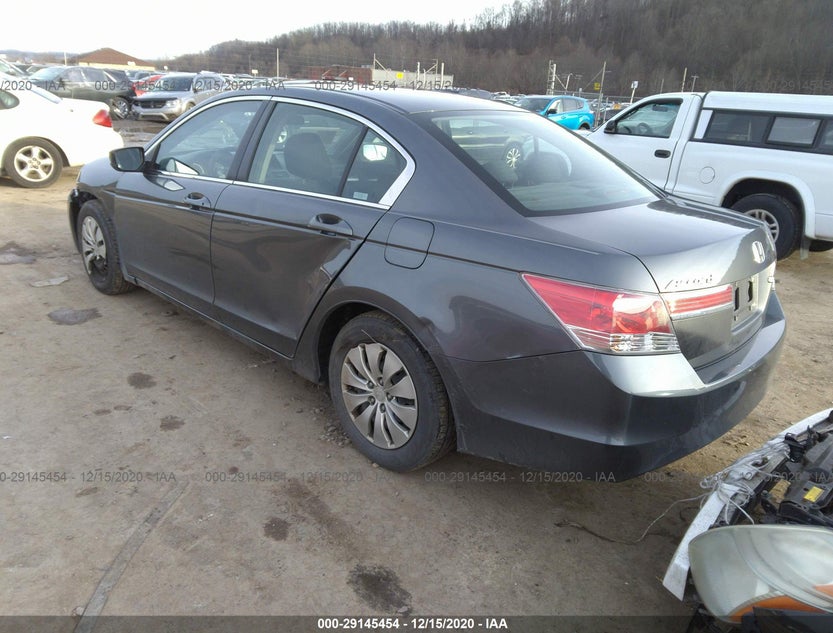 1HGCP2F30CA242194