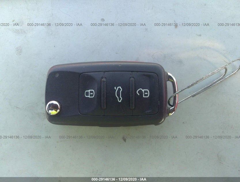 1VWLA7A38KC006249
