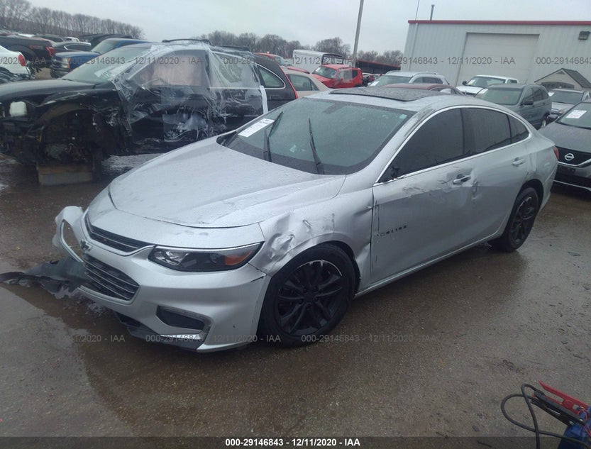 1G1ZD5ST6JF142358