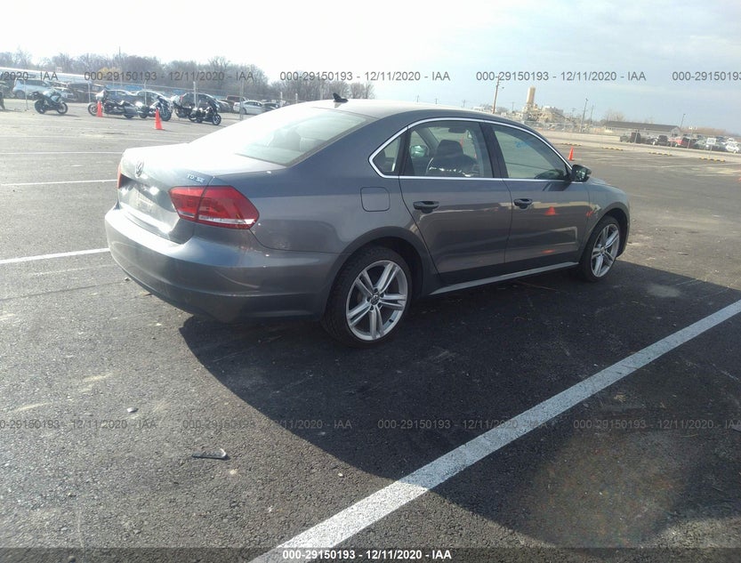 1VWBN7A33EC020290