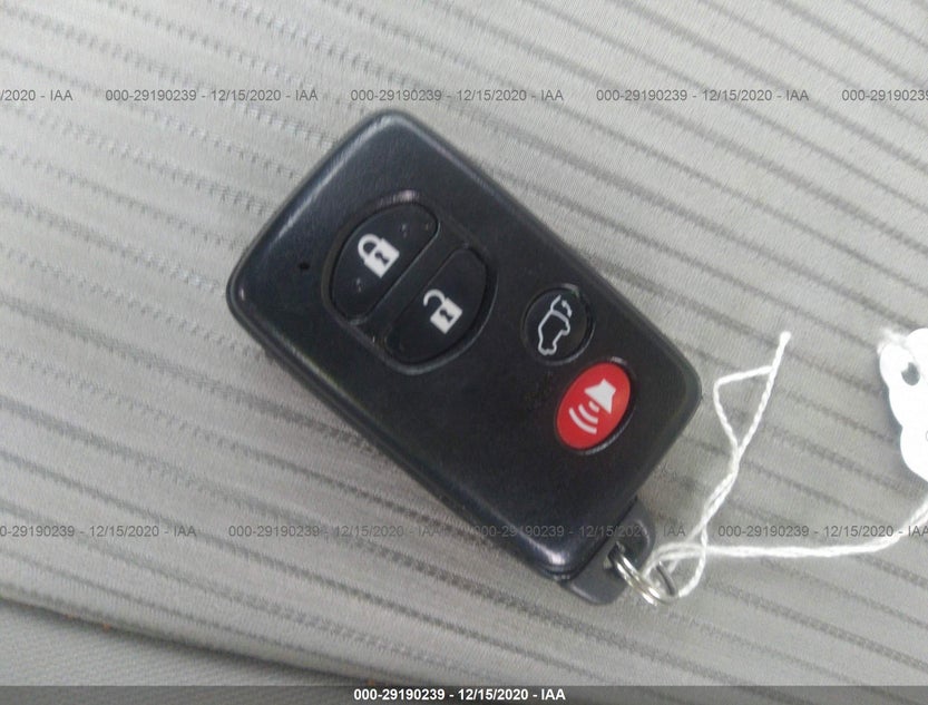 4T3BK3BB8AU044795