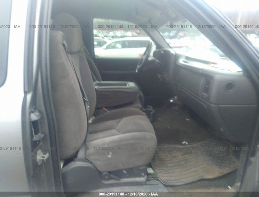 1GCEK19Z57E140579