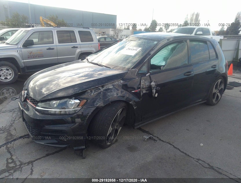 3VW5T7AU7KM010822