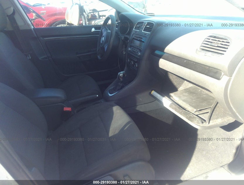 3VWPX7AJ5BM673518