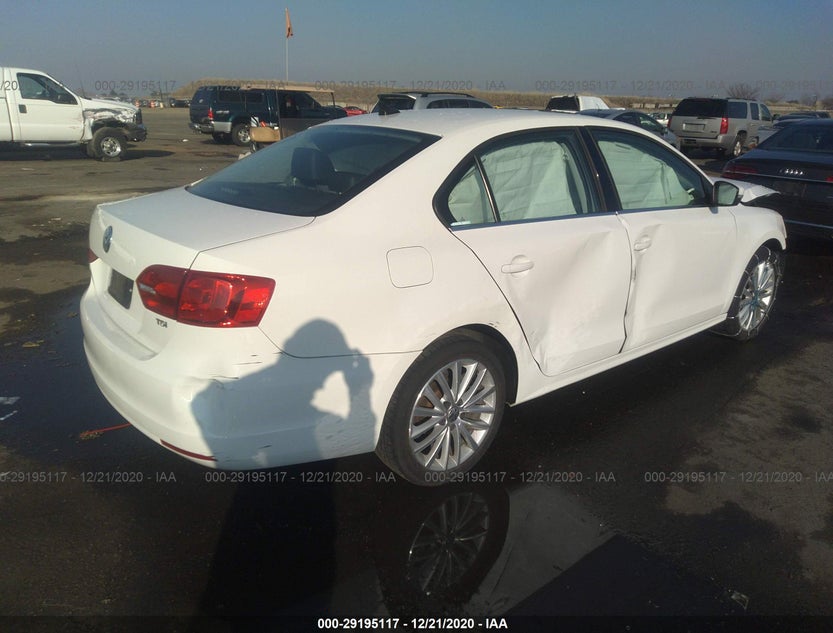 3VWLL7AJ6EM374103