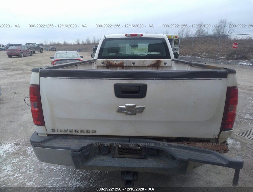 1GCHC44K09E160103