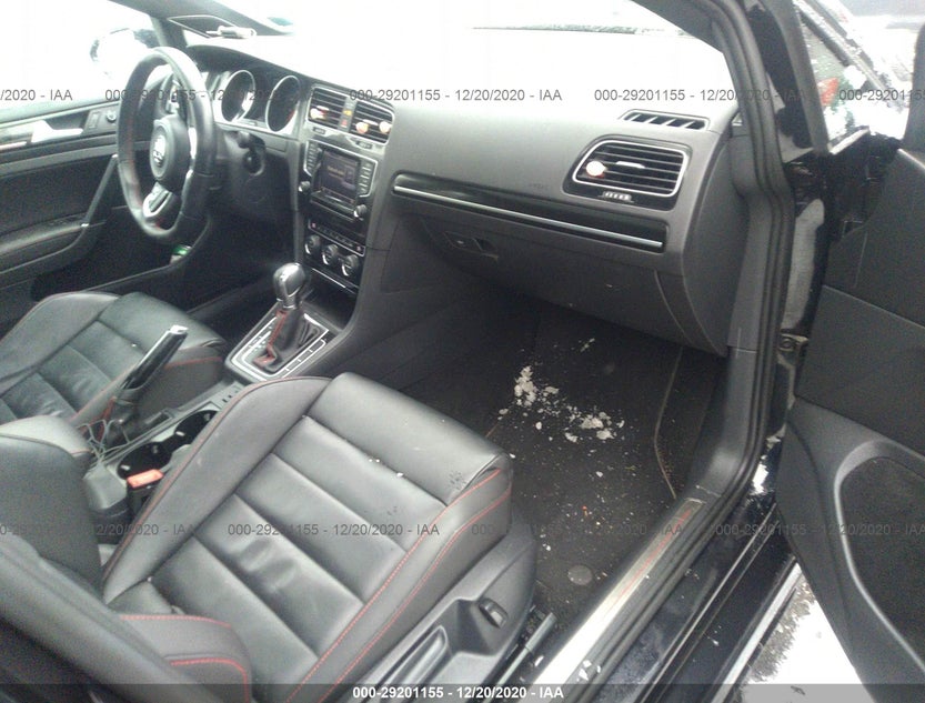 3VW4T7AU1FM001311