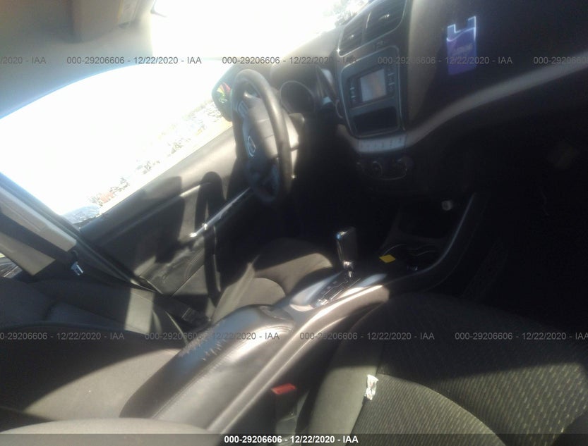 3C4PDCAB8HT528310