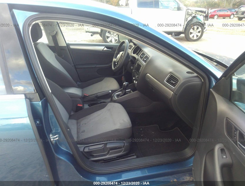 3VW2B7AJ0HM332089