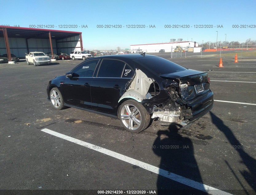3VW5T7AJXHM345992