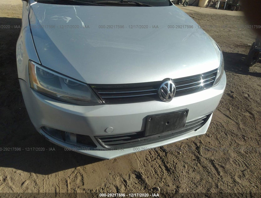 3VWDX7AJ1CM348885